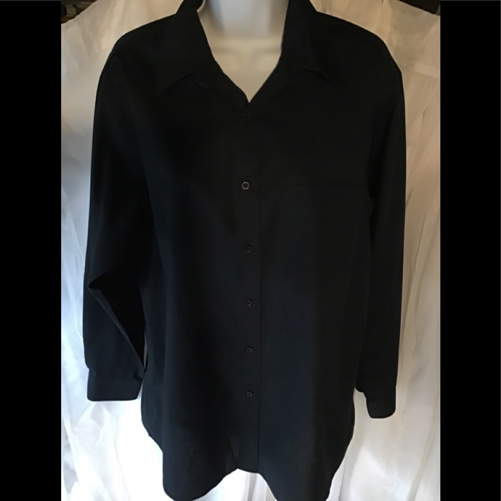 Pierre Cardin- long sleeve button dress shirt